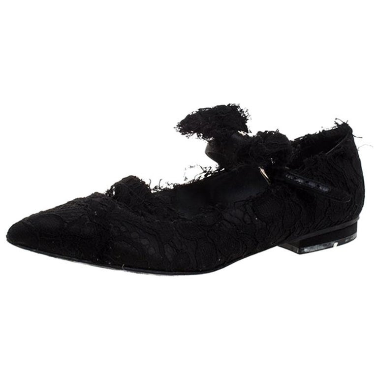 Chanel Black Lace Mary Jane Bow Detail Pointed Toe Ballet Flats Size 35.5  at 1stDibs
