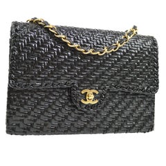 Chanel schwarz lackierte Wicker Medium Gold Abendtasche mit Schulterklappen in Box