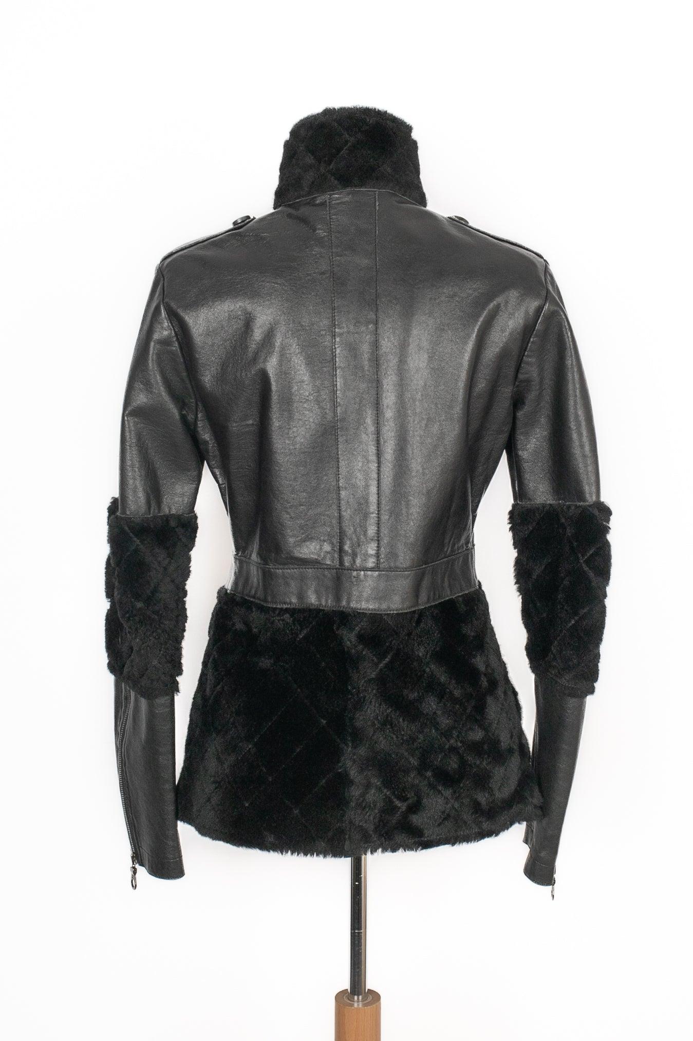 Chanel Black Lamb Leather Jacket, 2010 In Good Condition For Sale In SAINT-OUEN-SUR-SEINE, FR