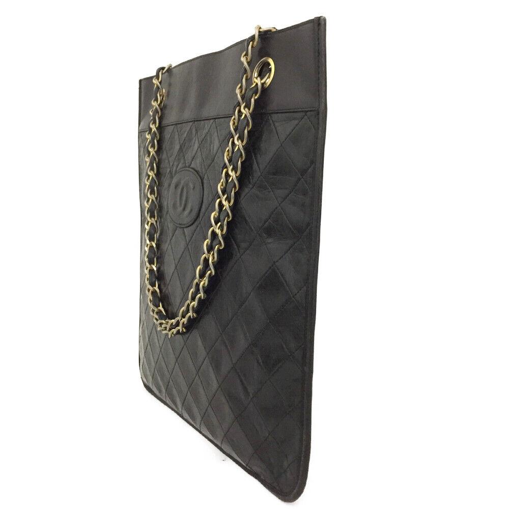 Chanel Black Lambskin Chain Hand Bag/ Shoulder bag In Good Condition For Sale In Pasadena, CA