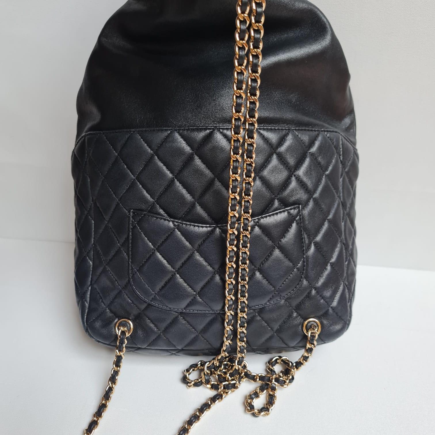 Chanel Black Lambskin Drawstring Backpack For Sale 6