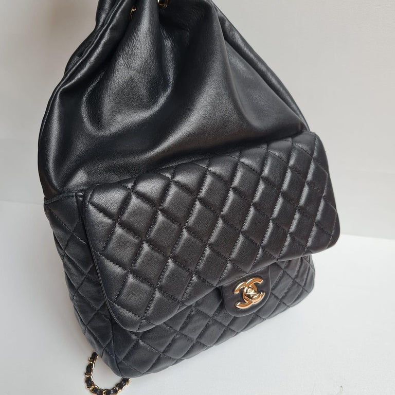 Mochila chanel negra shop