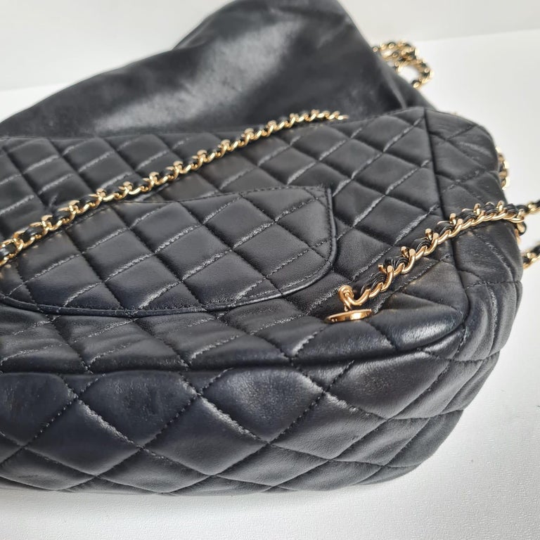 Mochila chanel negra shop