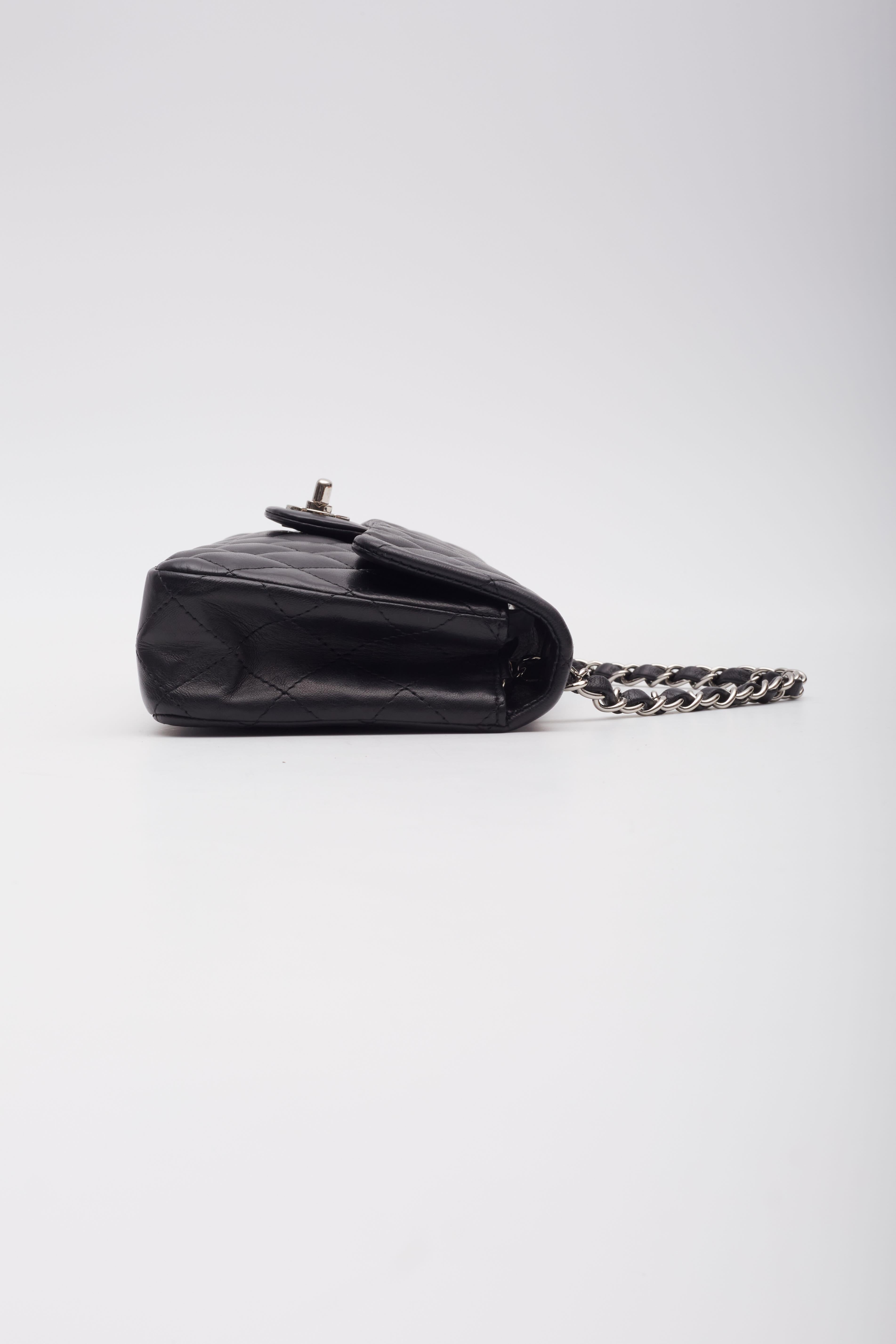 Chanel Black Lambskin East West Baguette Bag Gold Hardware For Sale 1