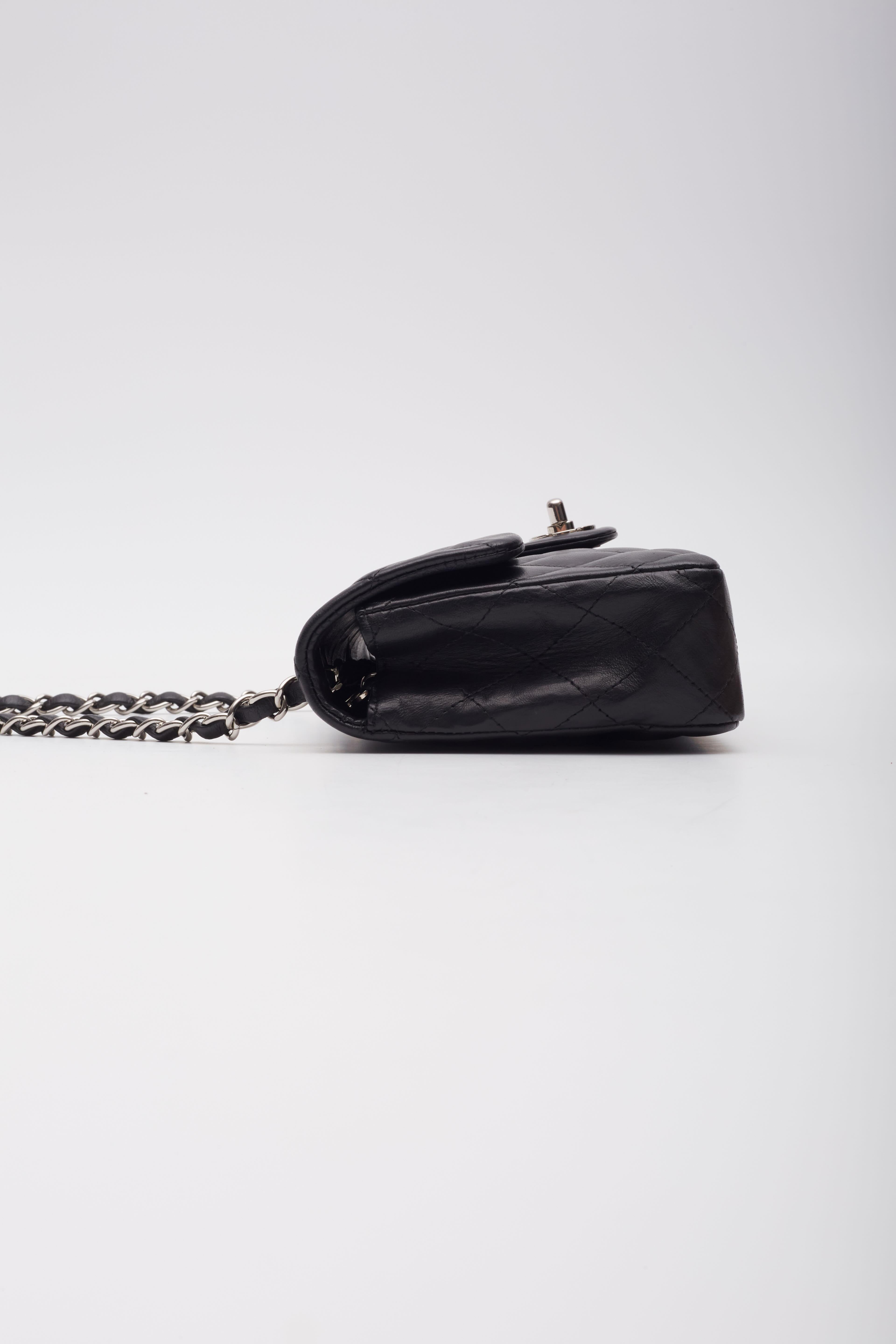 Chanel Black Lambskin East West Baguette Bag Gold Hardware For Sale 2