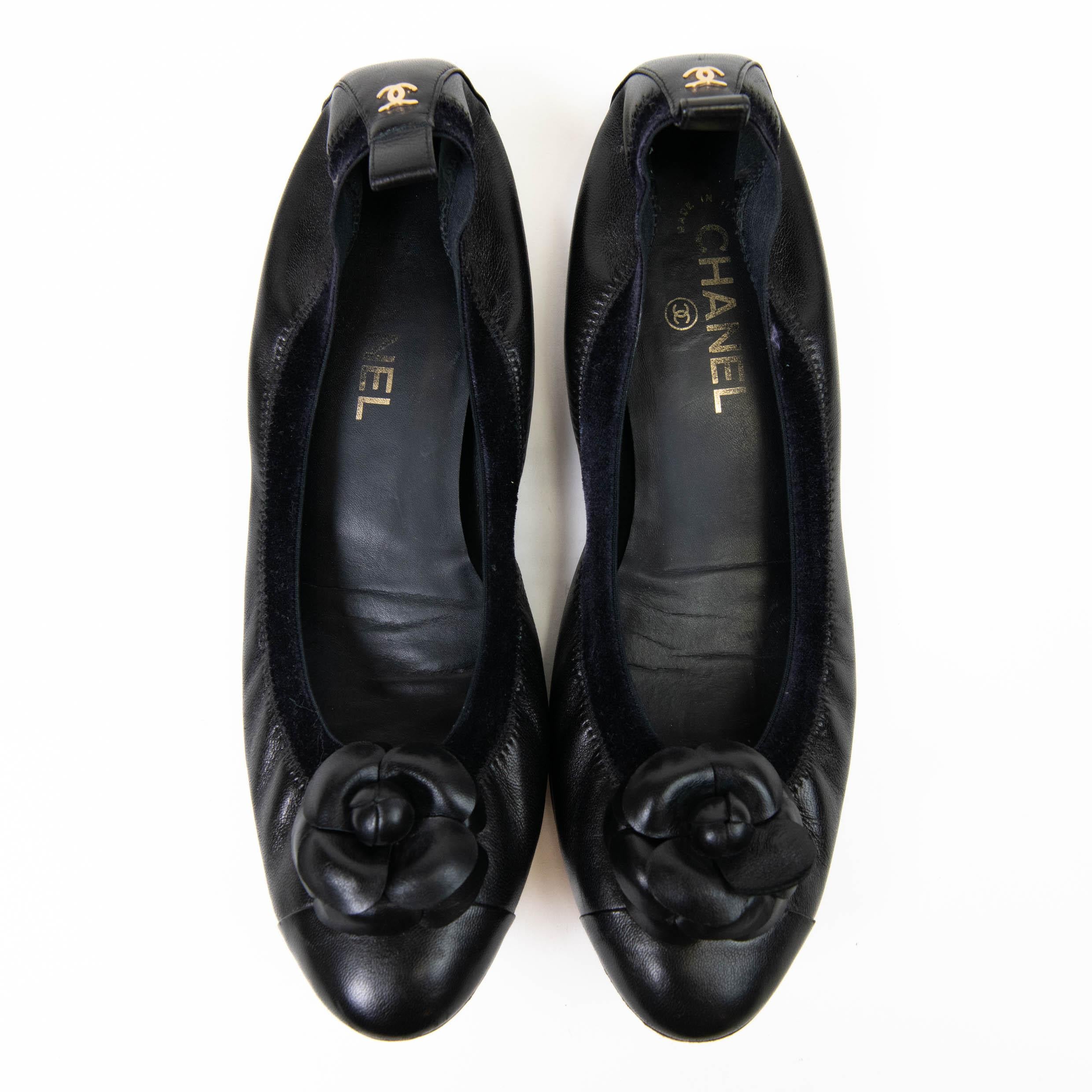Chanel Black Lambskin Elastic Camellia Ballerina Flats Size 42 1