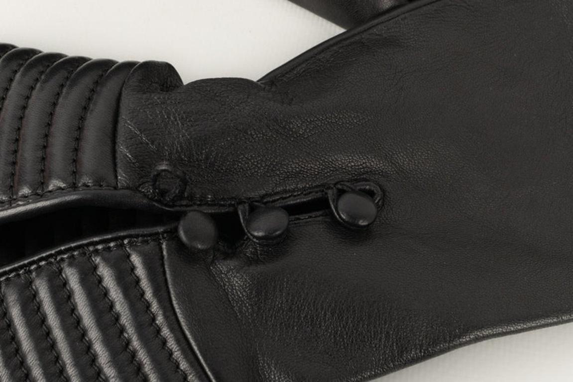 Chanel Black Lambskin Gloves/Arm Cuffs For Sale 2