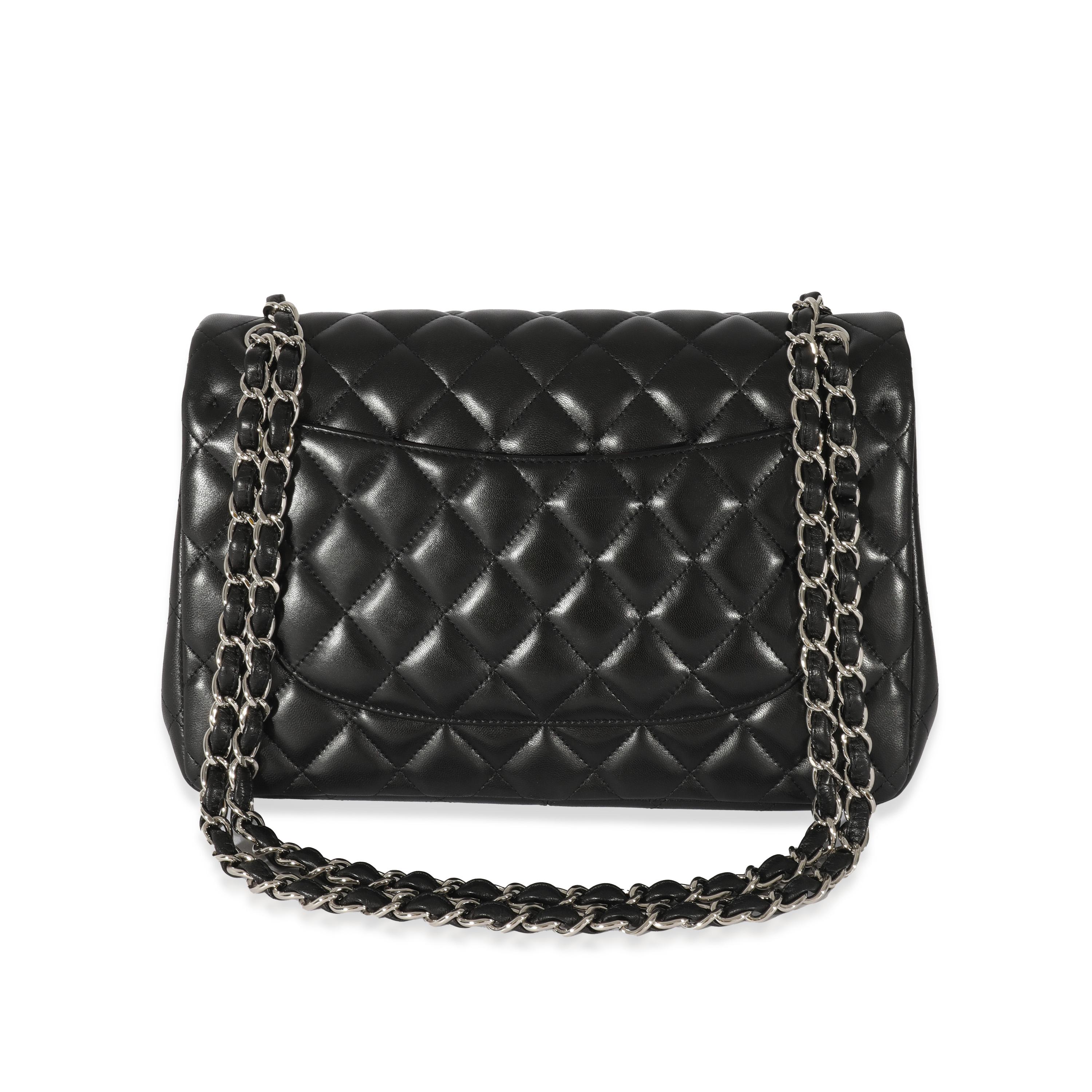 Chanel Black Lambskin Jumbo Classic Double Flap In Excellent Condition For Sale In New York, NY