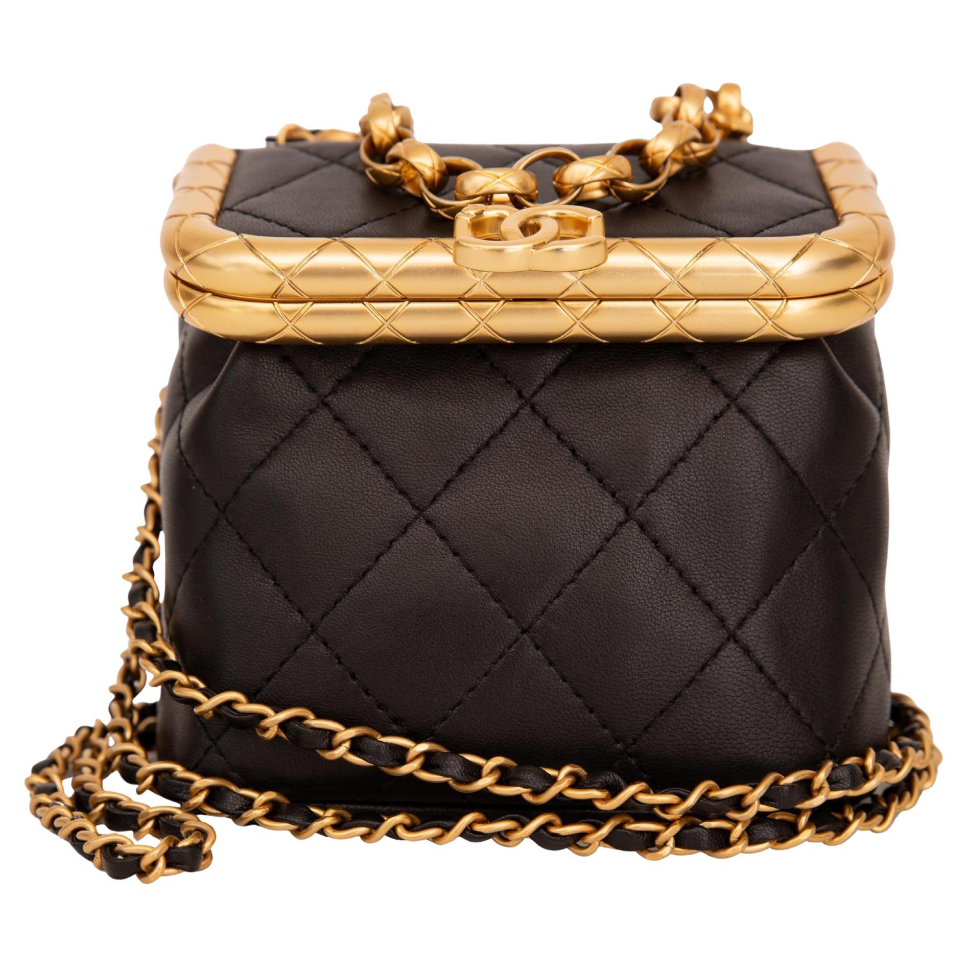 Chanel Black Lambskin Kiss-Lock Mini Bag (2019) For Sale at 1stDibs | chanel  kiss lock bag, chanel 28002098, chanel kiss lock clutch