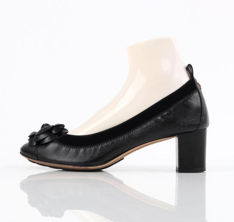 CC Little Camellia World Thin High Heels Gold Lambskin