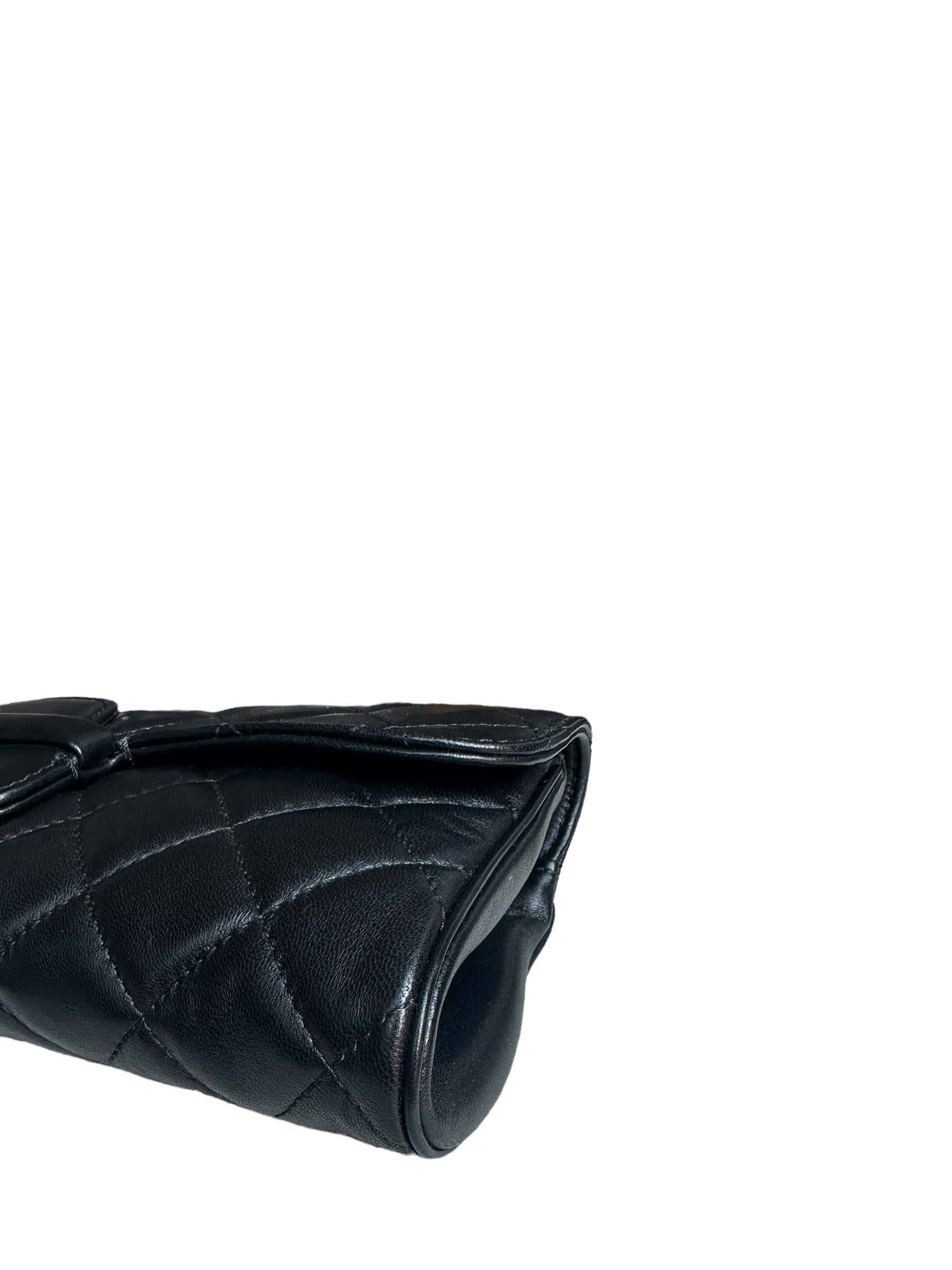 Chanel Black Lambskin Leather CC Twistlock Clutch Bag In Excellent Condition For Sale In New York, NY