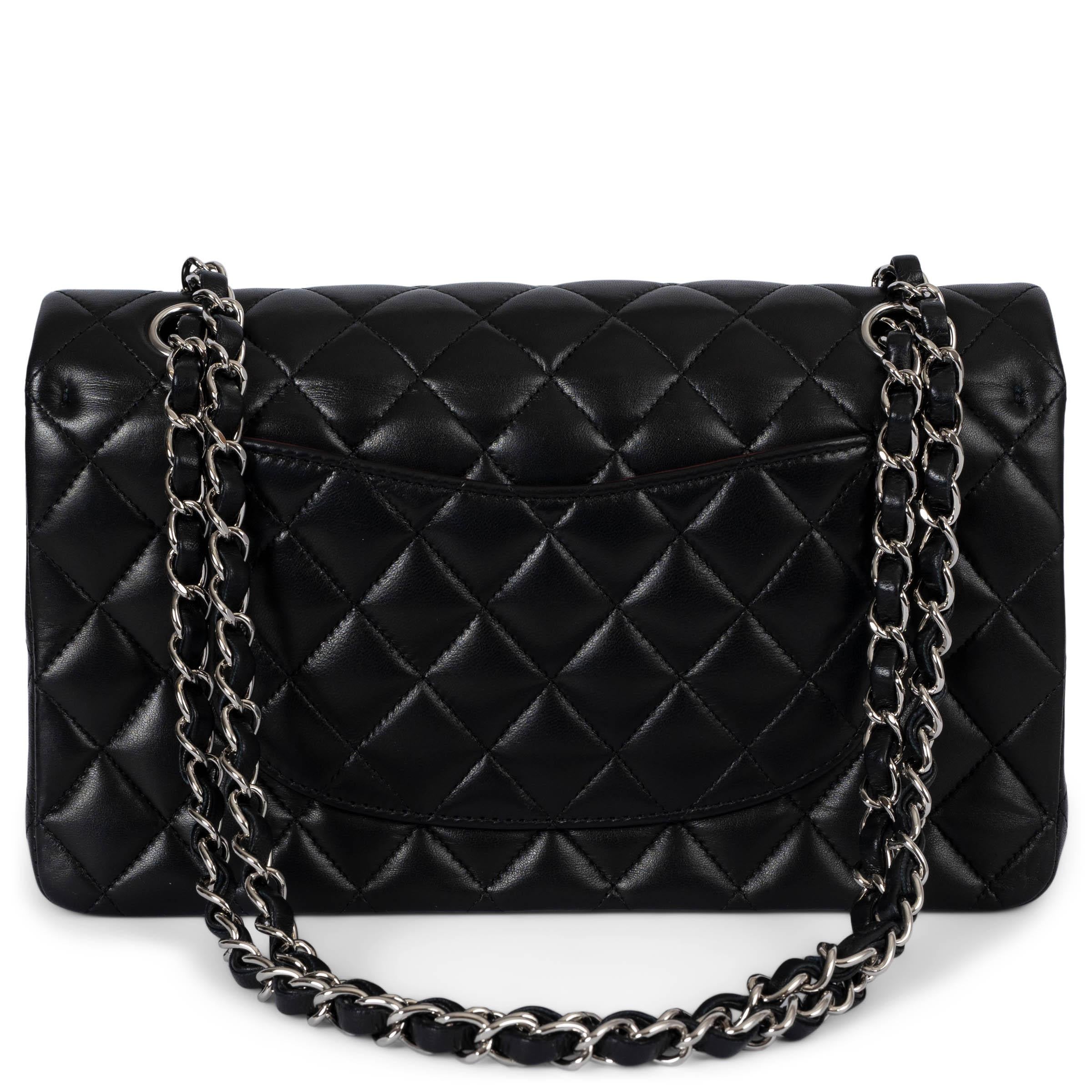 CHANEL Bolso de hombro CLASSIC 11.12 MEDIUM de piel de cordero negra Negro