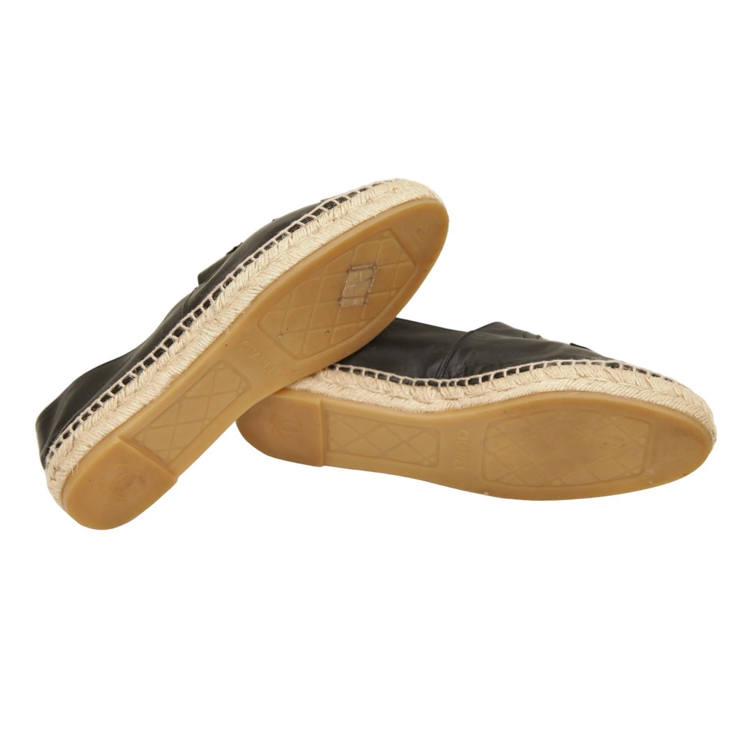 CHANEL Black Lambskin Leather Espadrilles Loafers Flats Cap Toe CC Shoes Sz 40 7