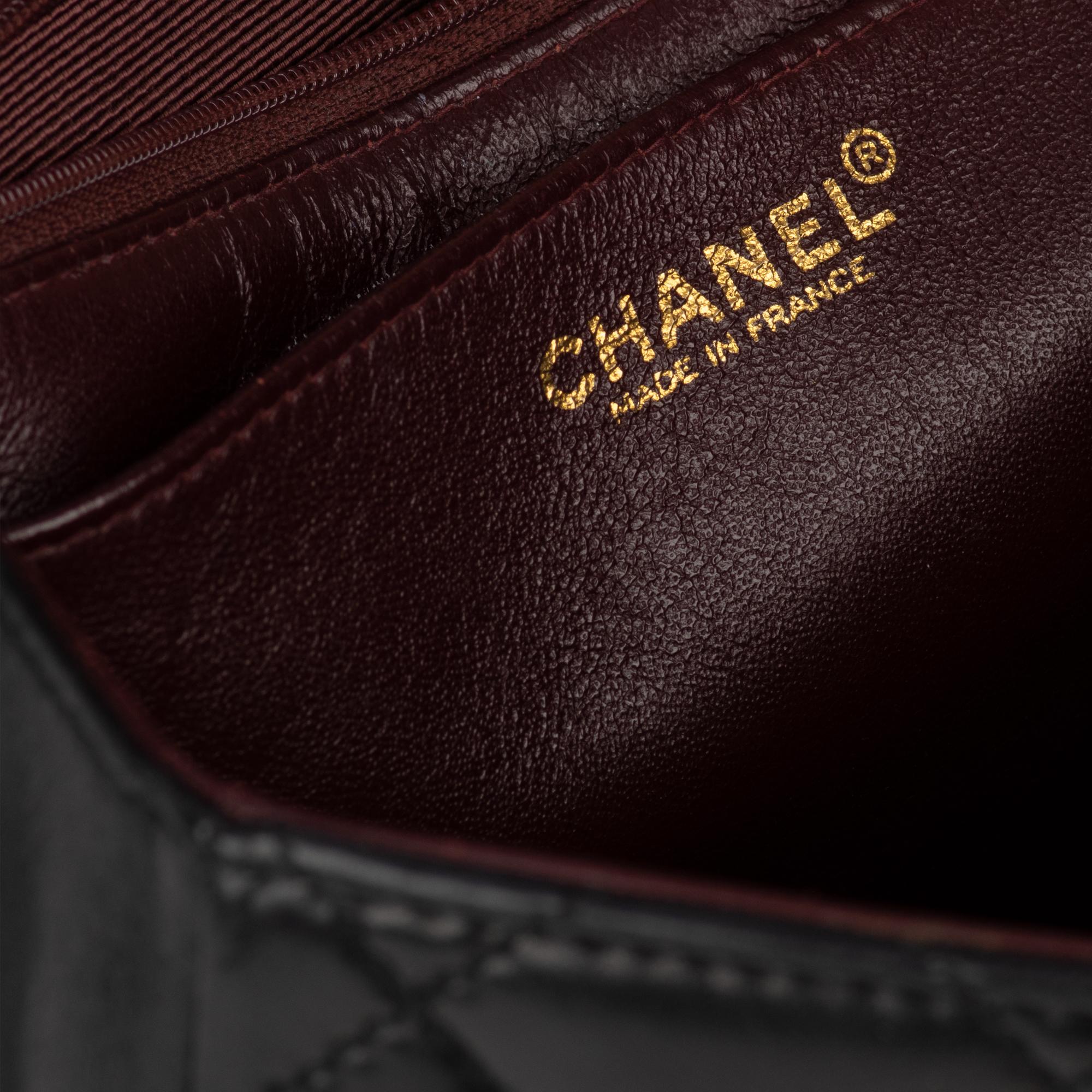 Handbag Chanel Black Lambskin Leather ! 3