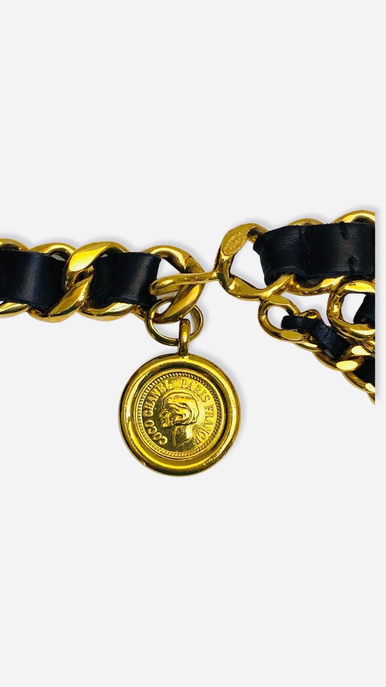 Women's or Men's Chanel Black Lambskin Leather Gold Hardware Chain Medallion Belt For Sale
