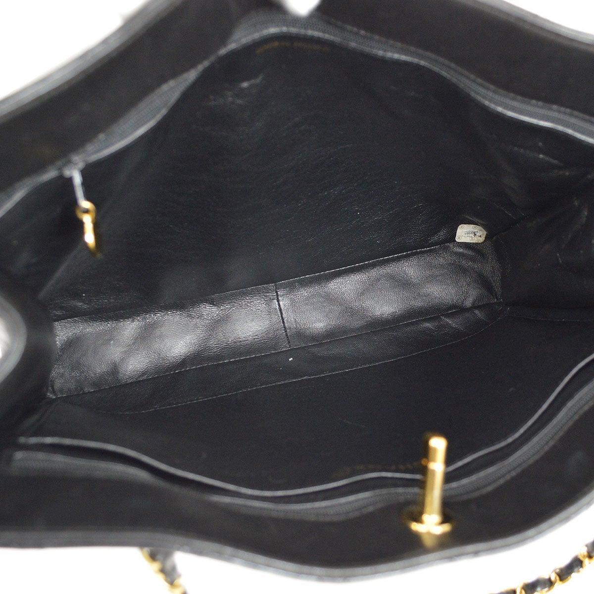 CHANEL Black Lambskin Leather Gold Large Shopper Carryall Shoulder Tote Bag In Good Condition For Sale In Chicago, IL