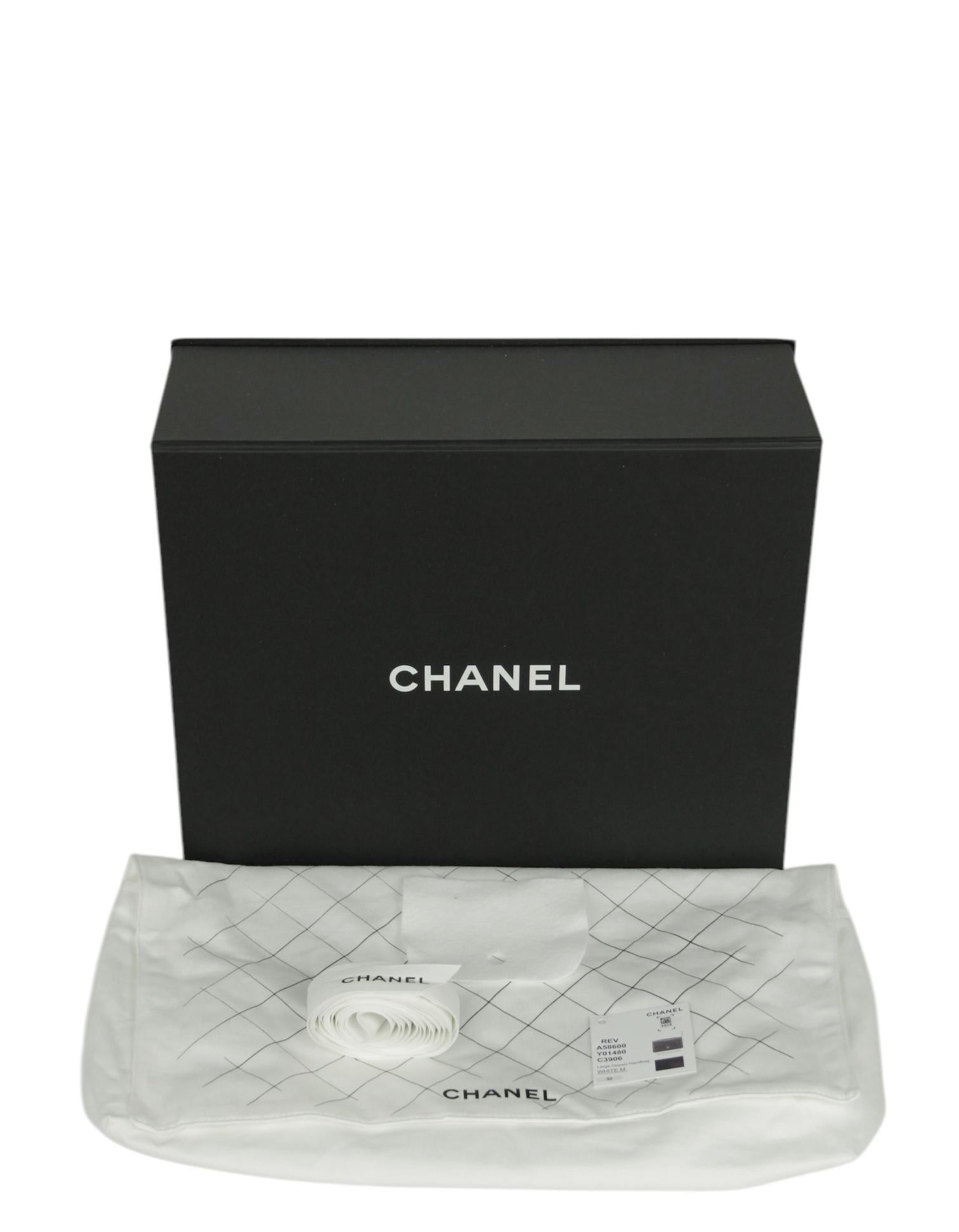 Chanel Black Lambskin Leather Quilted Classic Double Flap Jumbo Bag with Silver For Sale 6