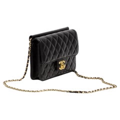 Chanel Black Lambskin Leather Quilted Flap Classic Flap Shoulder Bag