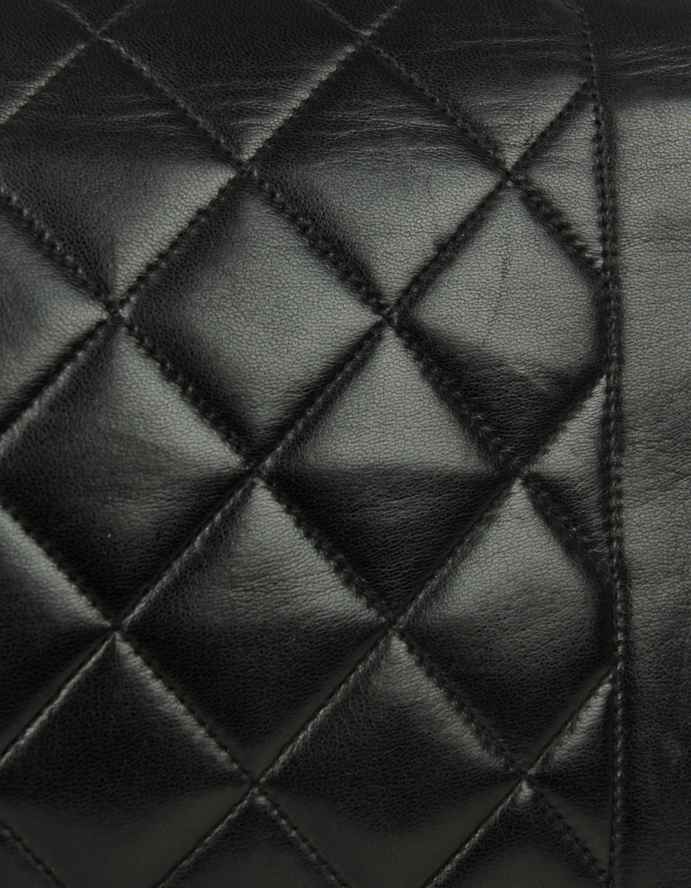 Chanel Vintage Black Lambskin Leather Quilted Medium Diana Flap Bag 2