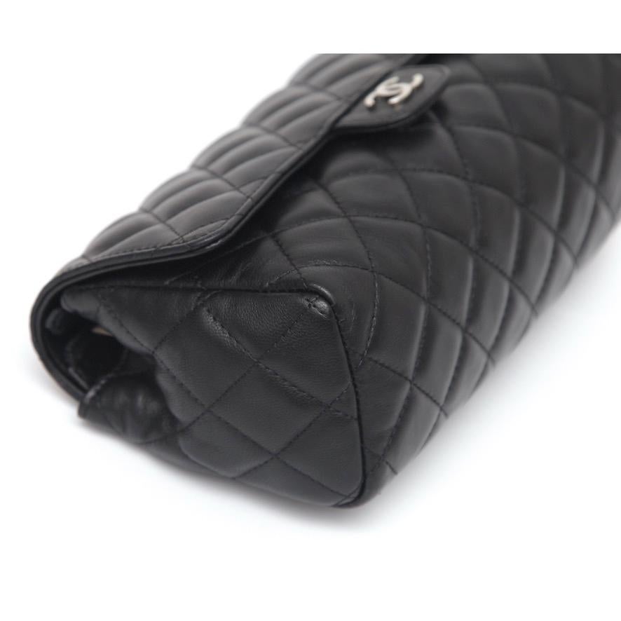 chanel black clutch bag