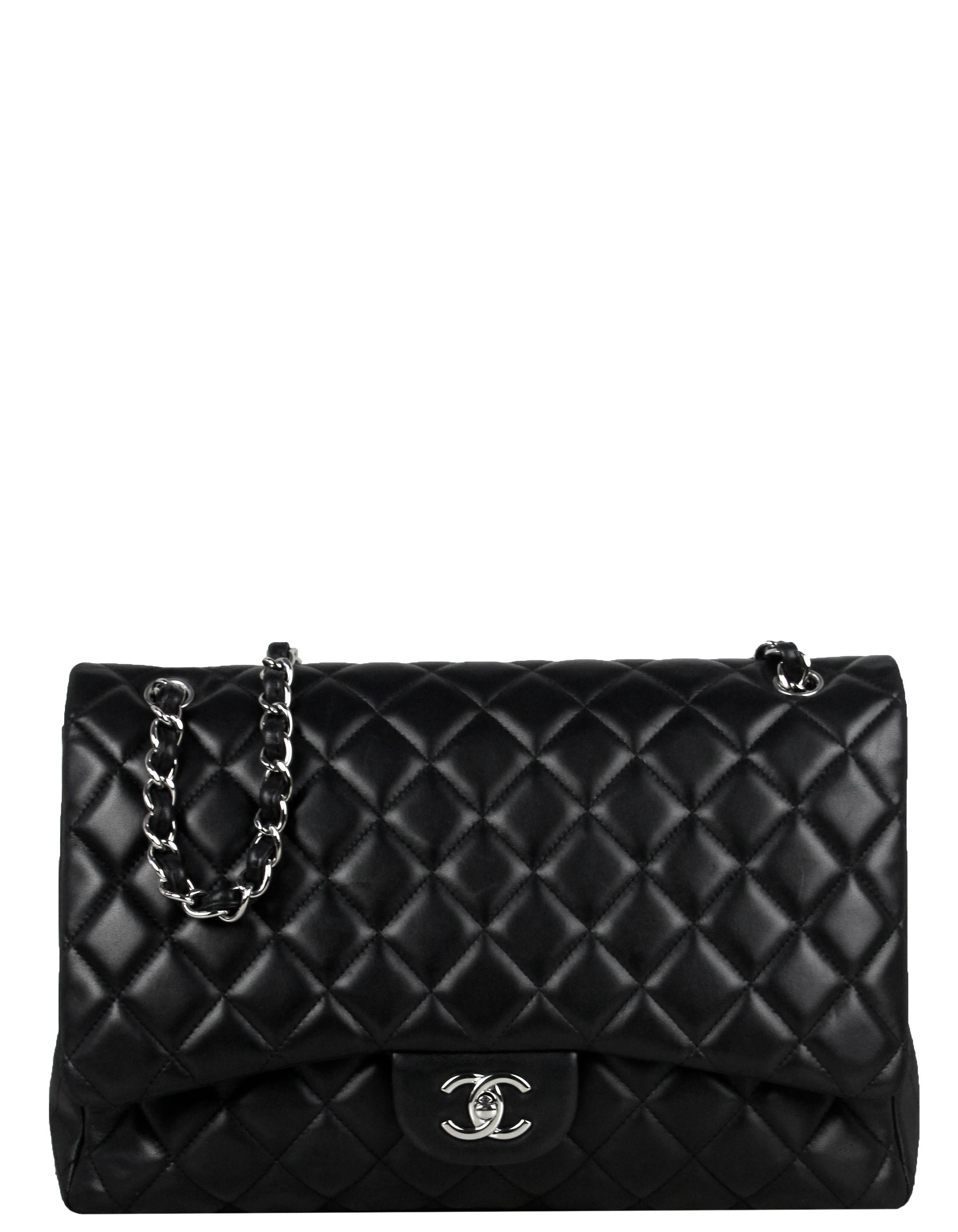 Chanel Schwarze gesteppte Maxi-Tasche aus Lammfell und Leder mit einer Klappe im Angebot 4
