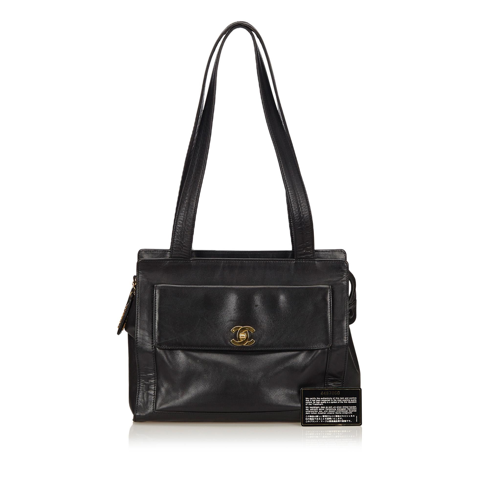 Chanel Black Lambskin Leather Shoulder Bag 6