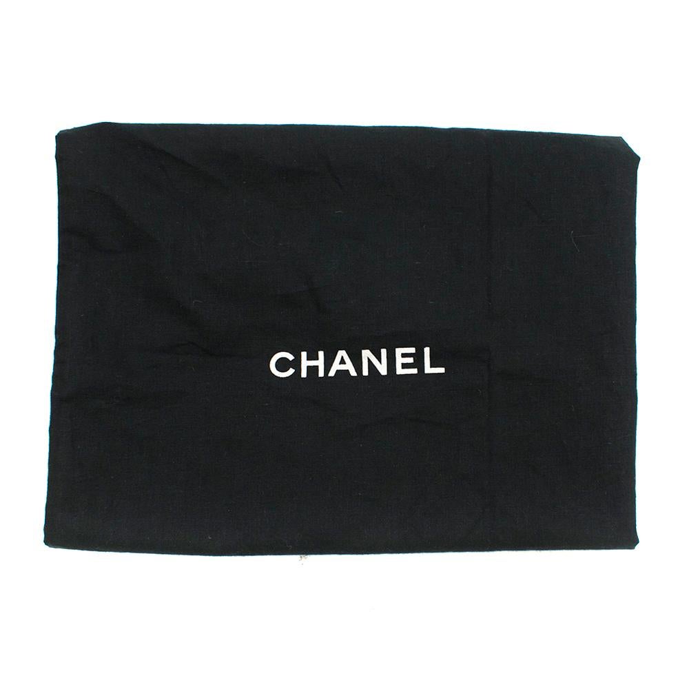 Chanel Black Lambskin Medium Wind Power Hula Hoop Bag For Sale 3