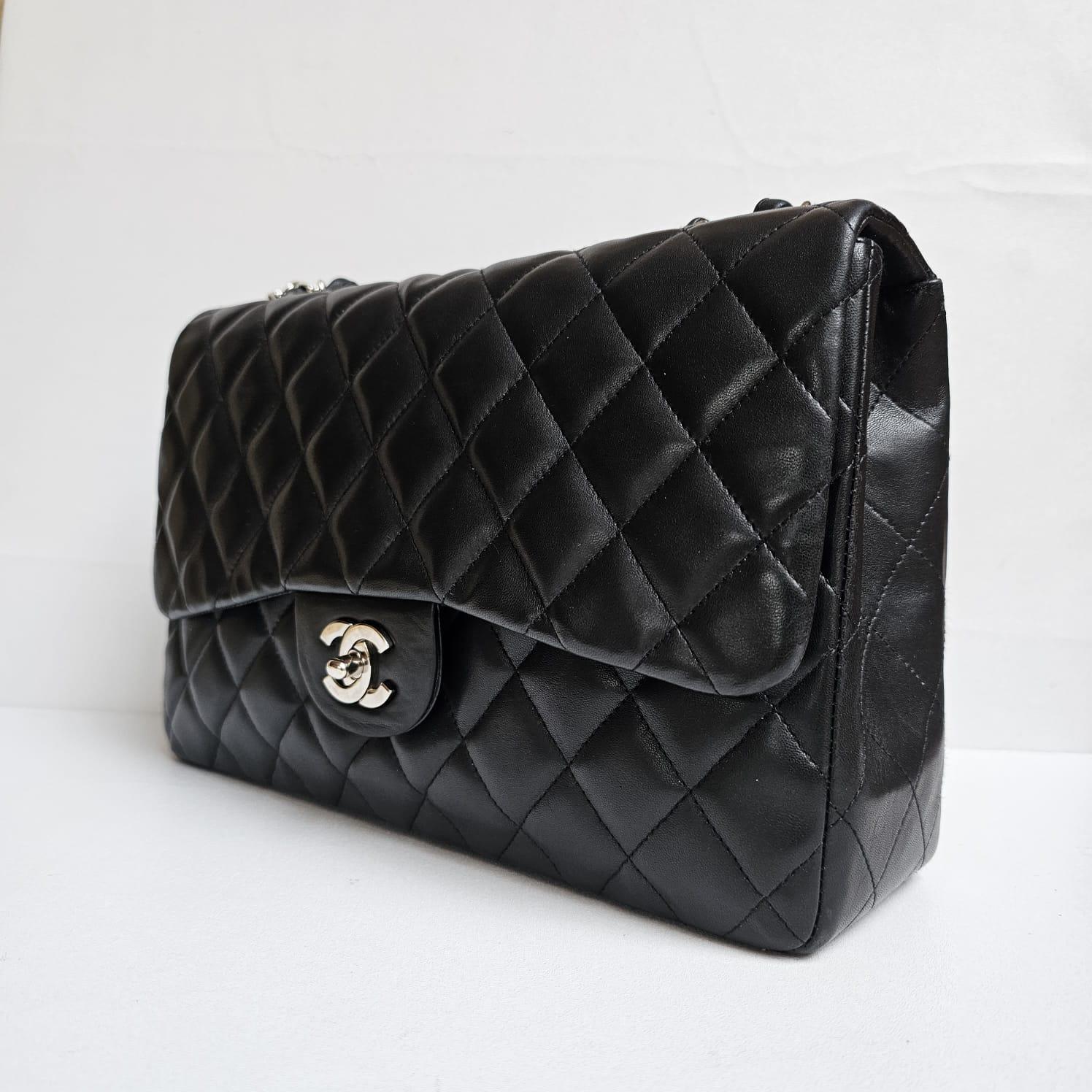 Chanel Black Lambskin Quilted Jumbo Single Flap Bag For Sale 10