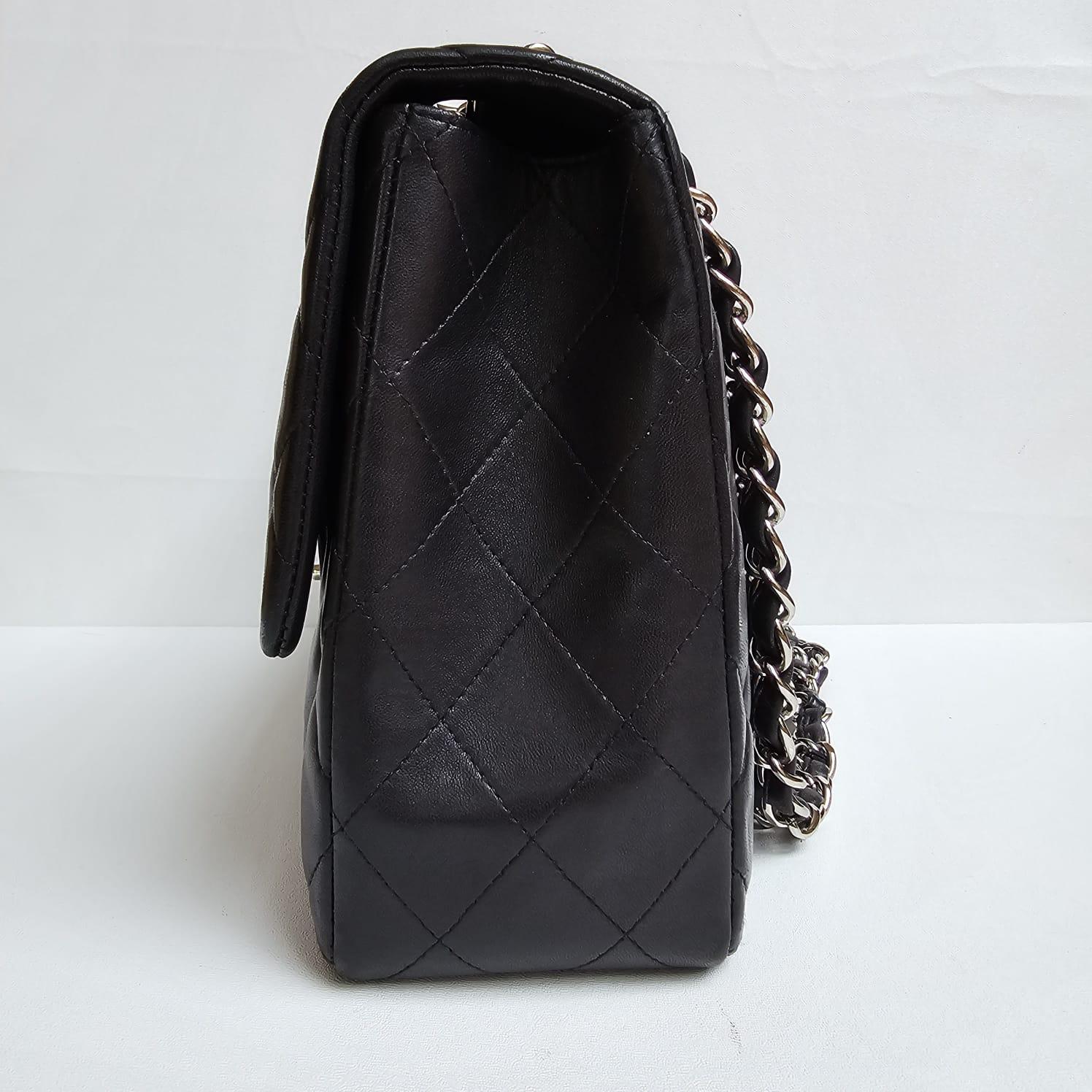 Chanel Black Lambskin Quilted Jumbo Single Flap Bag For Sale 11