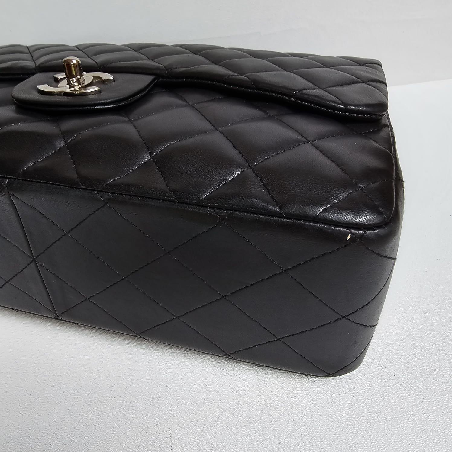 Chanel Black Lambskin Quilted Jumbo Single Flap Bag For Sale 3