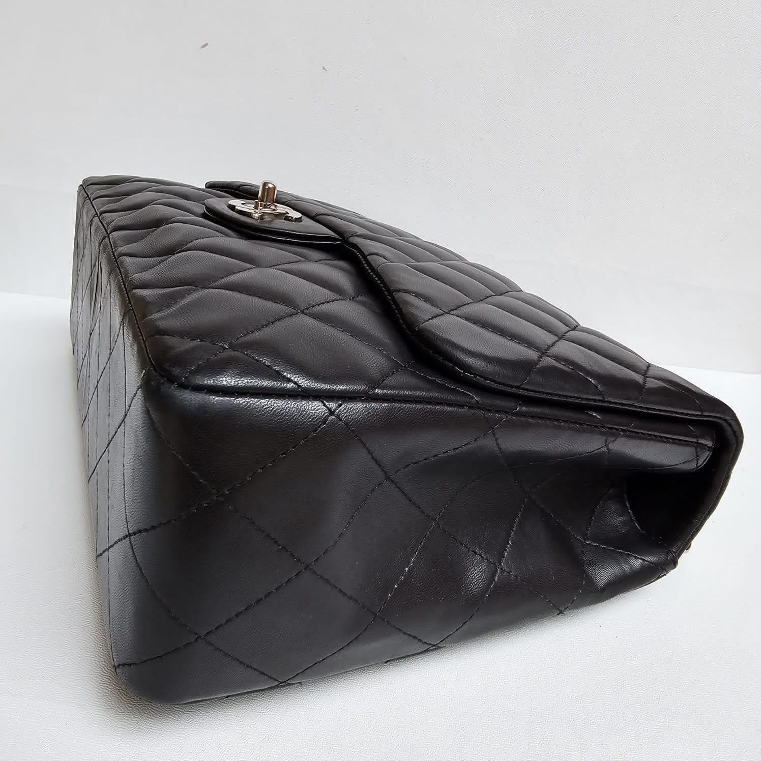 Chanel Black Lambskin Quilted Jumbo Single Flap Bag For Sale 5