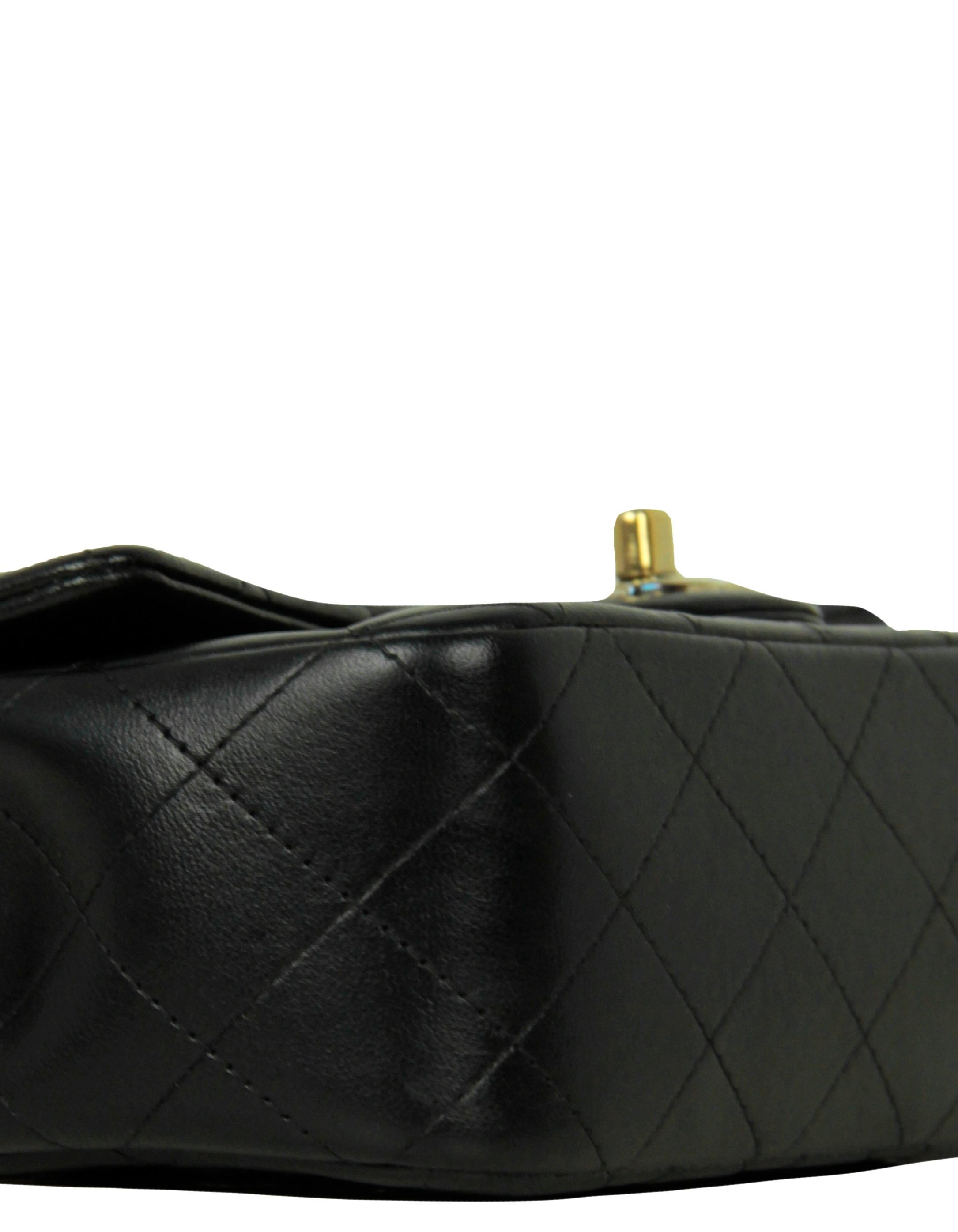 Chanel Black Lambskin Quilted Valentine Charms Mini Rectangular Flap Bag Excellent état - En vente à New York, NY