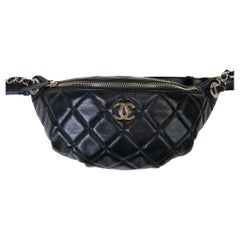 Chanel Black Lambskin Quilted Waist Bag Fanny Pack