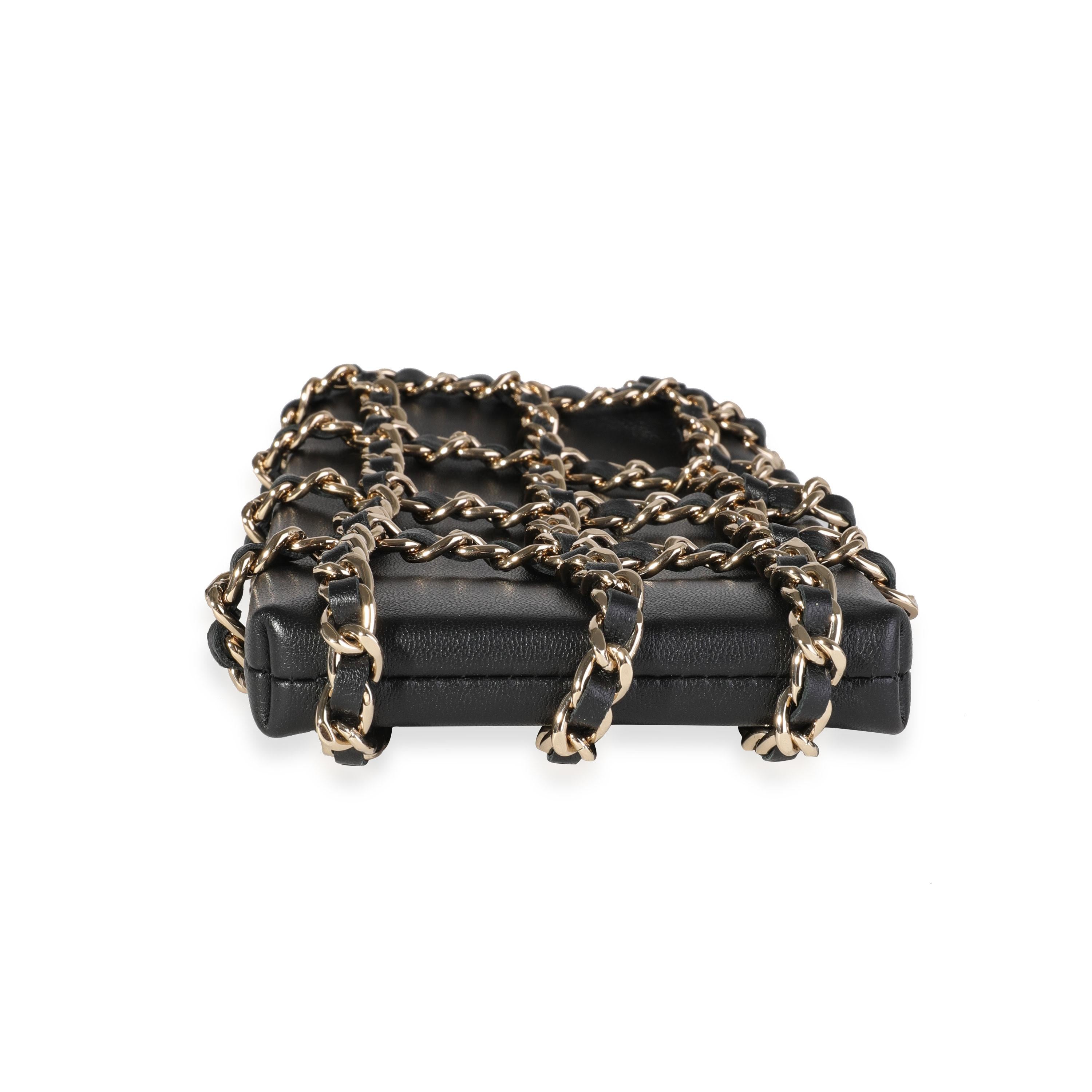 Chanel Tech Me Out Kette Umhängetasche aus schwarzem Lammfell 3