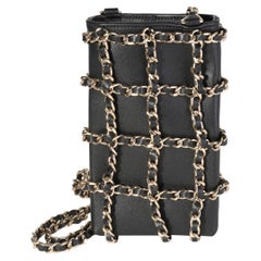 Chanel Tech Me Out Kette Umhängetasche aus schwarzem Lammfell