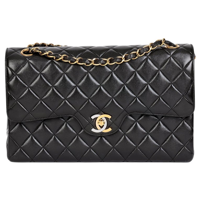 Chanel Black Lambskin Vintage Medium Paris-Limited Classic Double