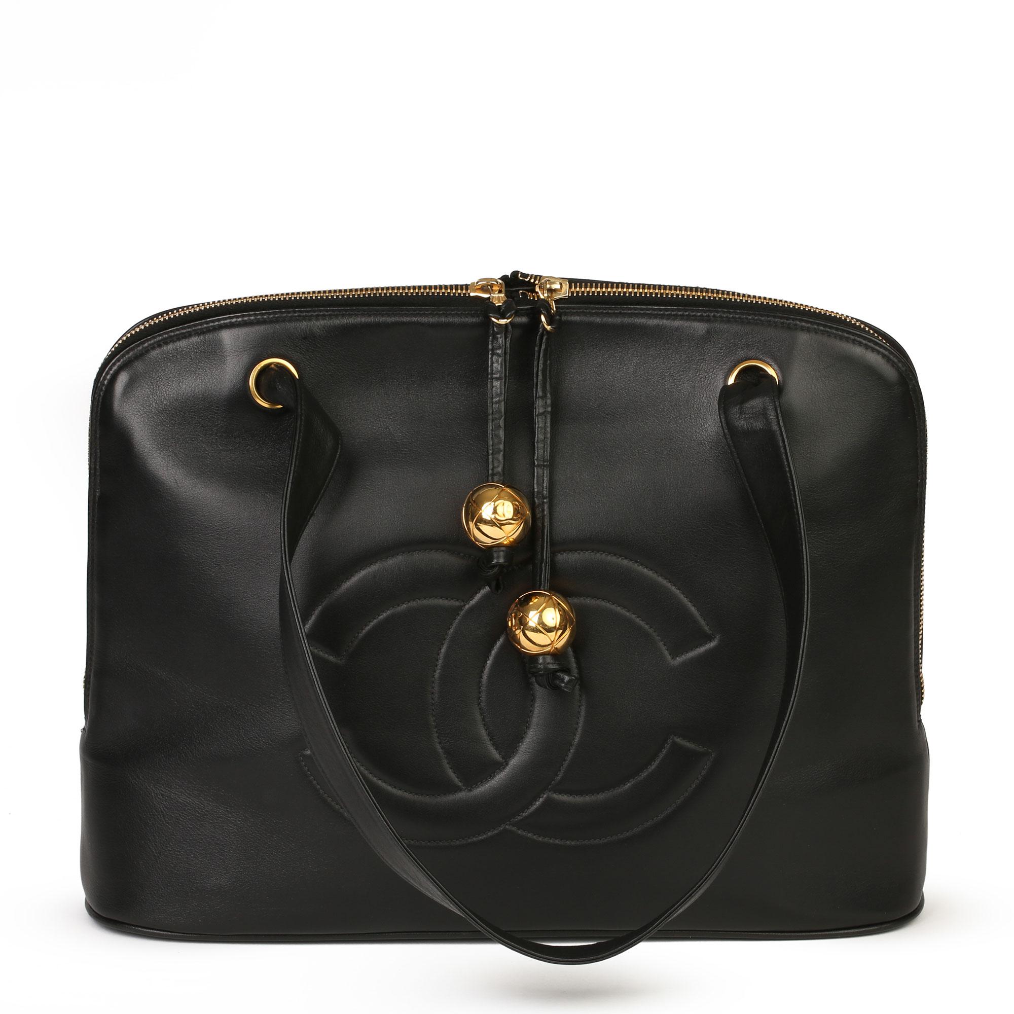 Women's Chanel Black Lambskin Vintage Timeless Shoulder Bag 