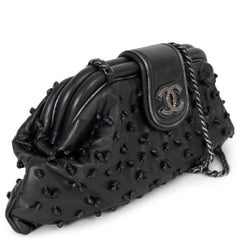 CHANEL black leather 2011 CHIC KNOT Shoulder Bag