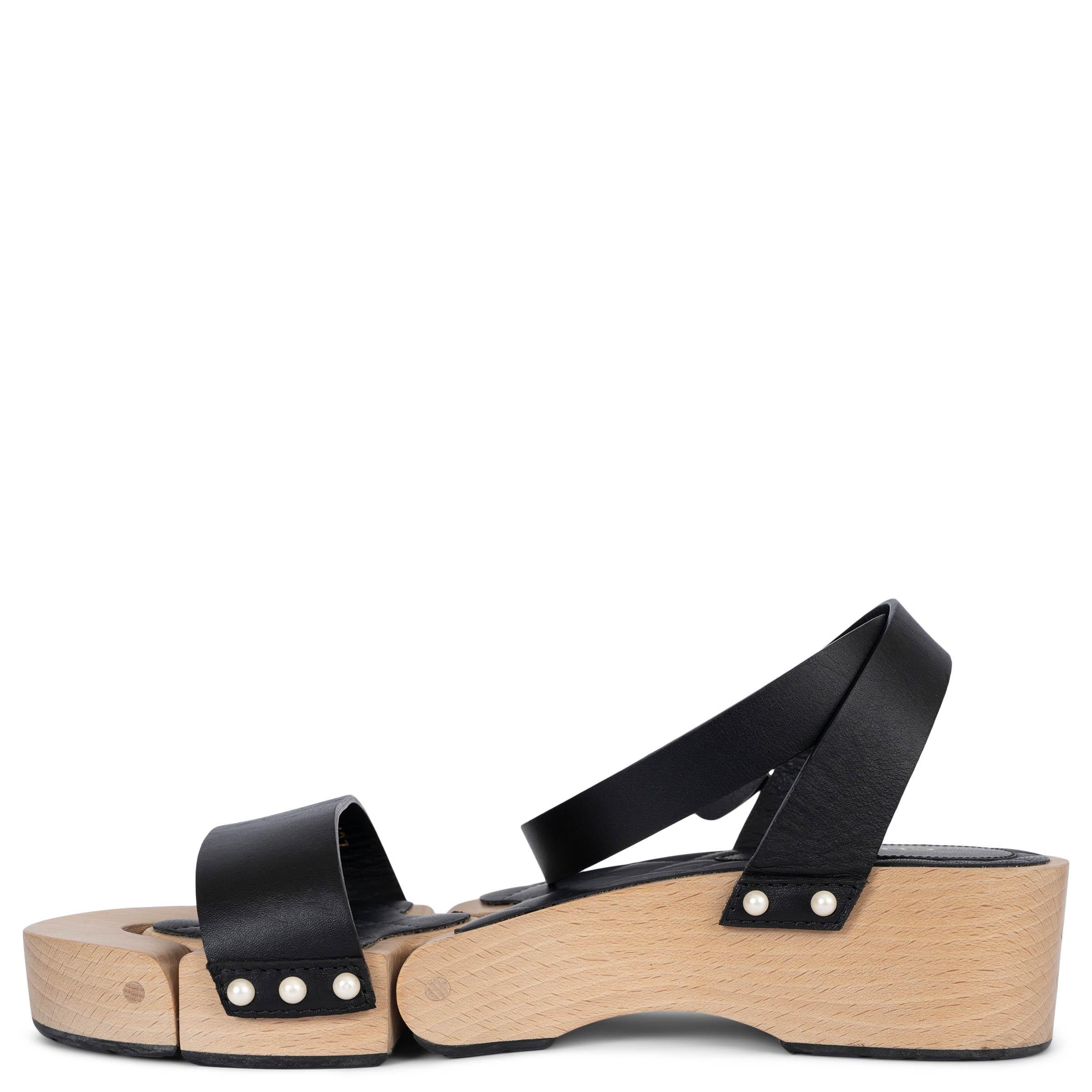 Beige CHANEL black leather 2016 16C SEOUL HINGED CLOG Sandals Shoes 39 fit 38.5 For Sale