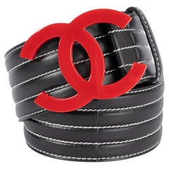 CHANEL black leather 2017 17B RED CC QUILTED Belt 80