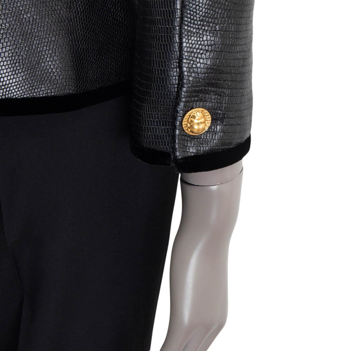 Giacca CHANEL 2019 in pelle nera con TRIMENTO IN VELVET e finta lucertola 38 S 1