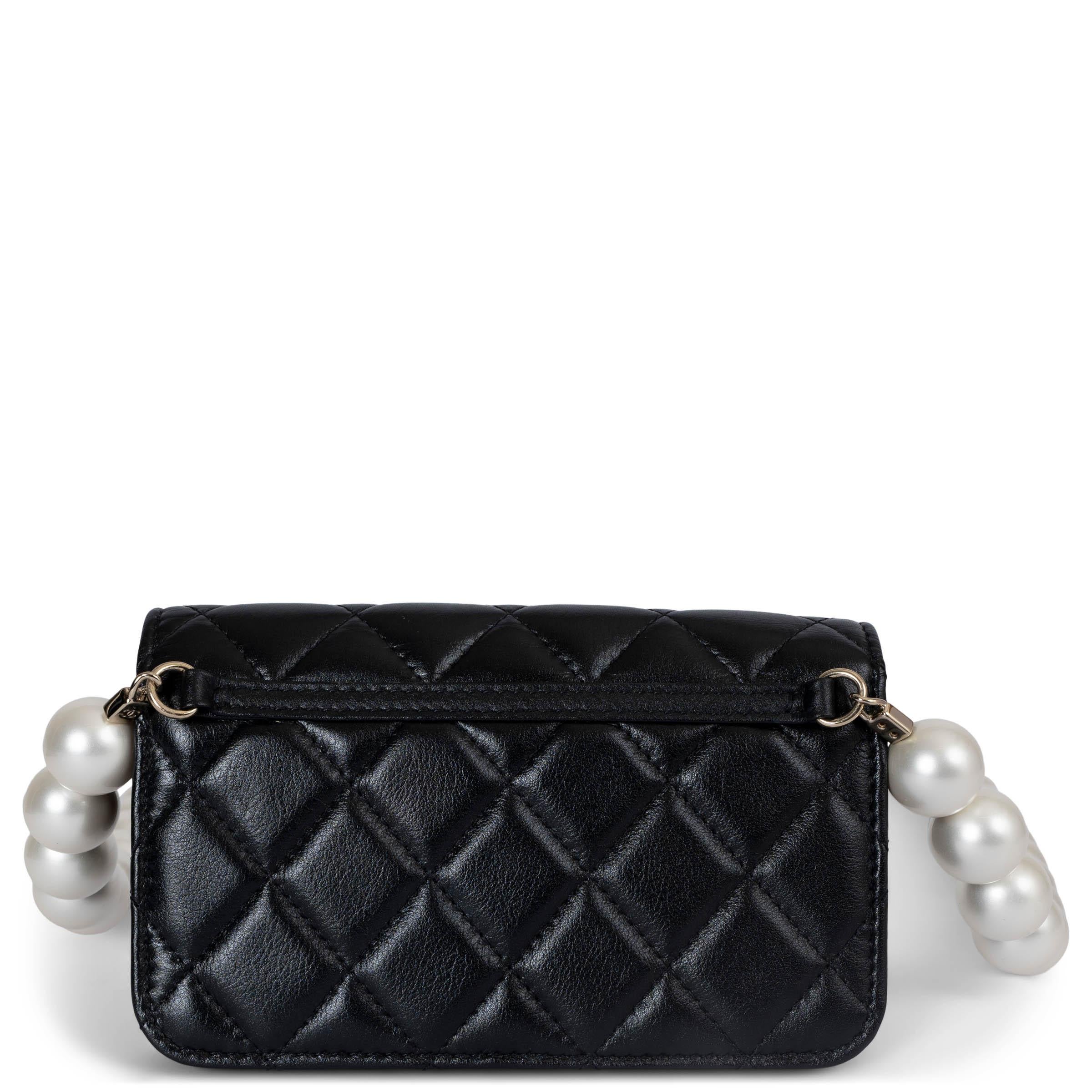 Black CHANEL black leather 2020 20K MAXI PEARLS CLUTCH WITH CHAIN Bag For Sale