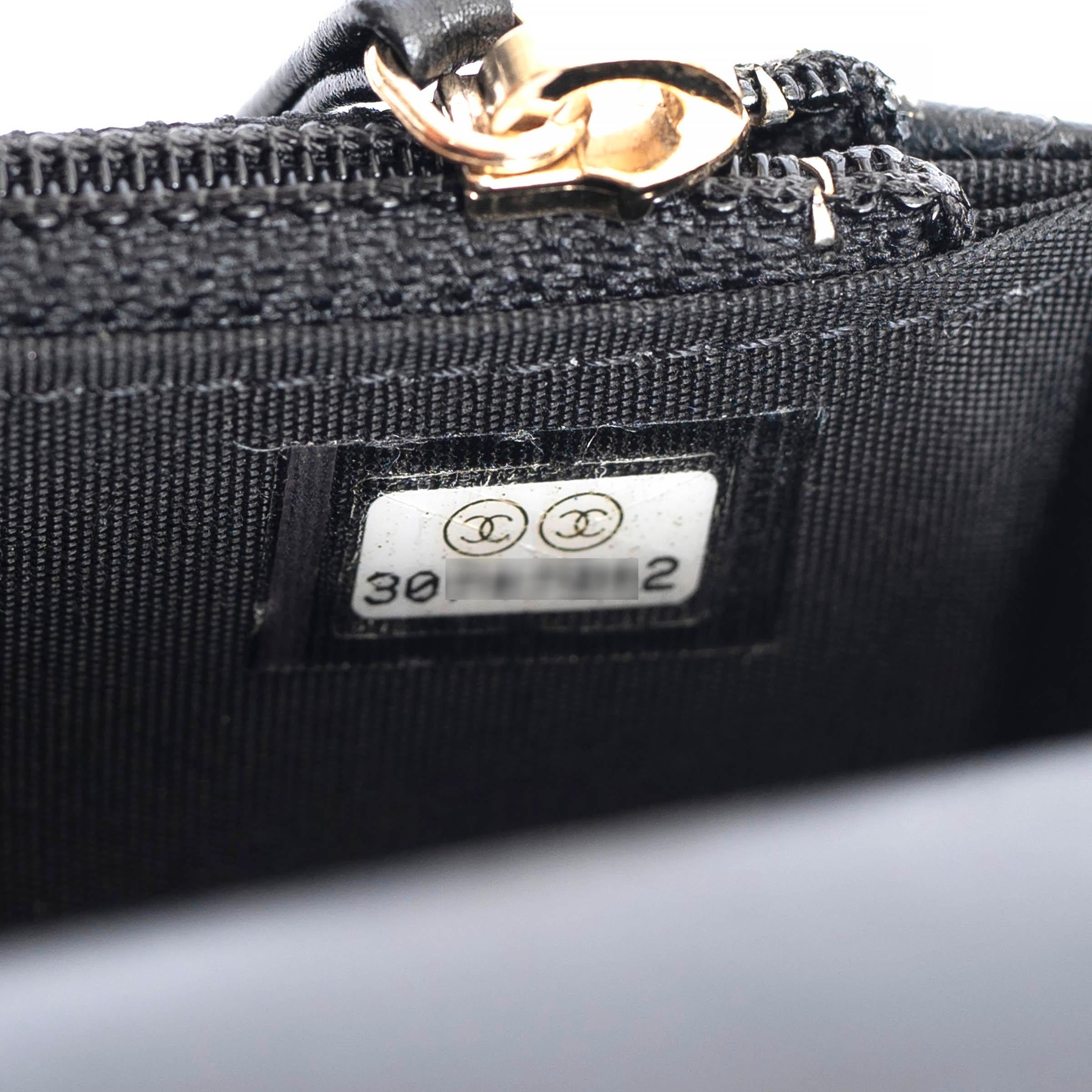 CHANEL black leather 2020 20K MAXI PEARLS CLUTCH WITH CHAIN Bag For Sale 3
