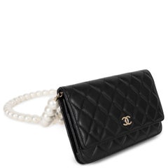 CHANEL black leather 20K MAXI PEARL Wallet On Chain WOC Bag