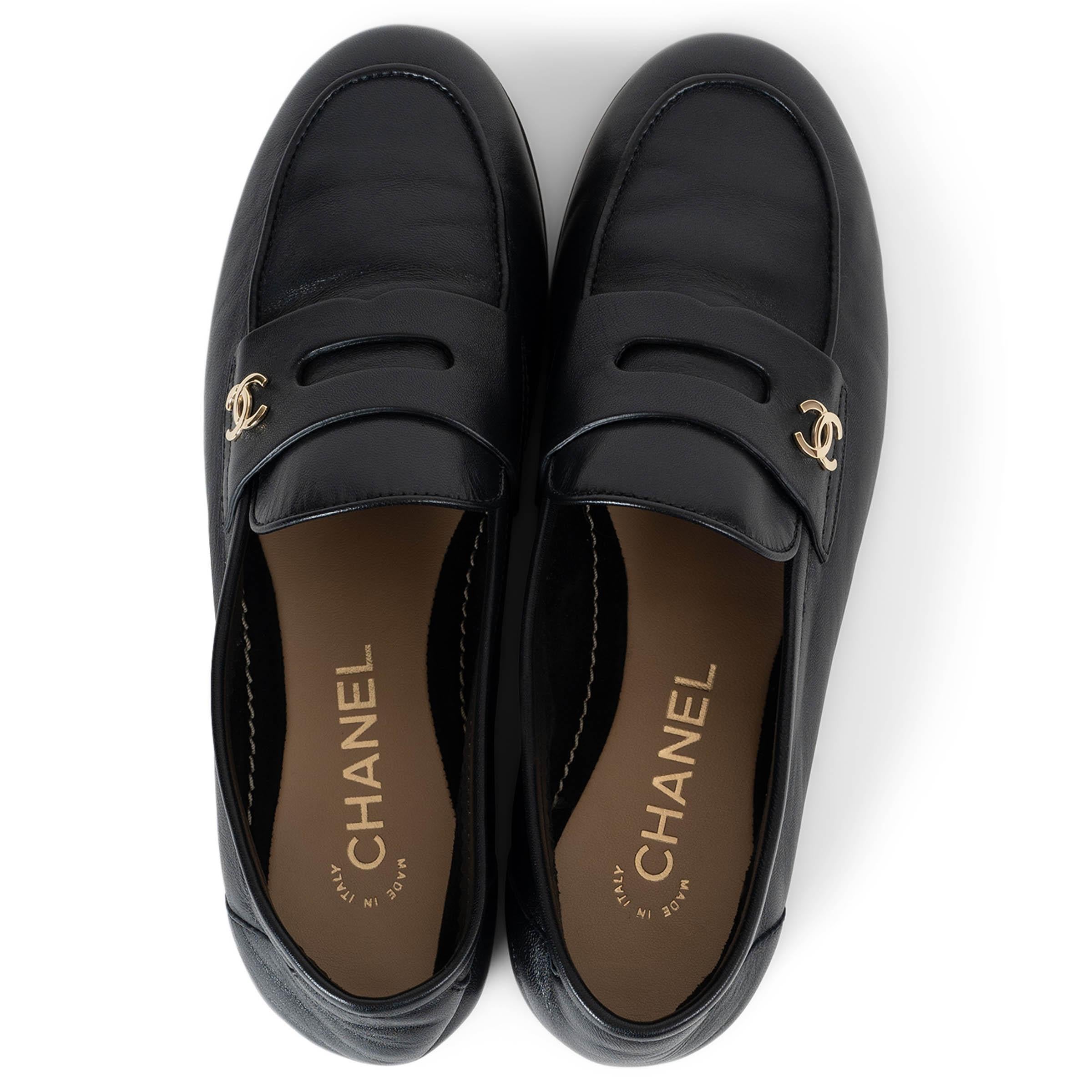CHANEL schwarz Leder 21S PENNY Loafers Schuhe 38.5 im Angebot 1