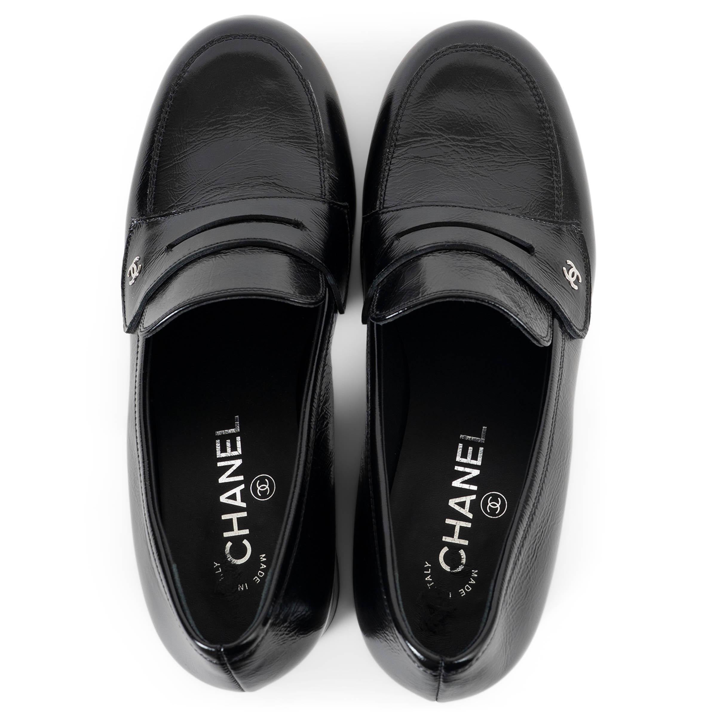 Donna Chanel in pelle nera 24 carati, stile LOAFER, Scarpe 39 G46066 in vendita