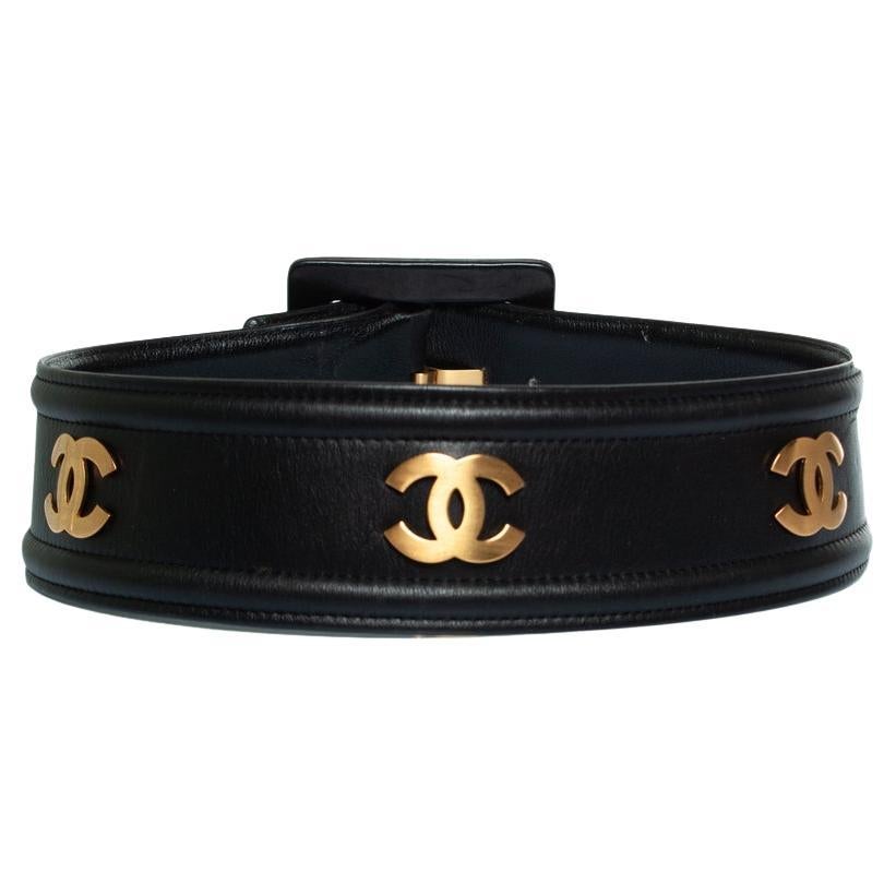 Chanel, Black leather 93 CC waist belt
