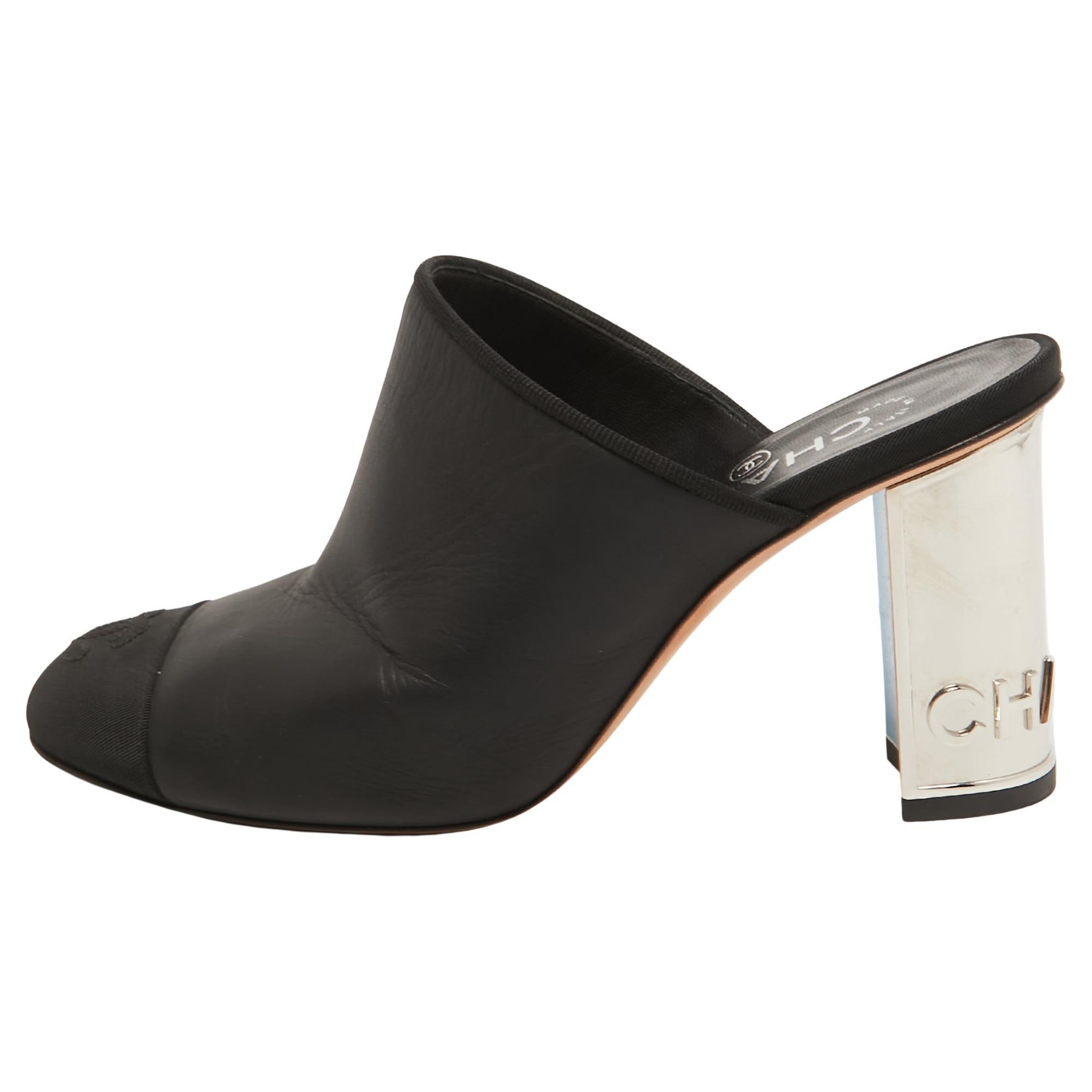 Chanel Black Leather And Canvas CC Cap Toe Block Heel Mules Size