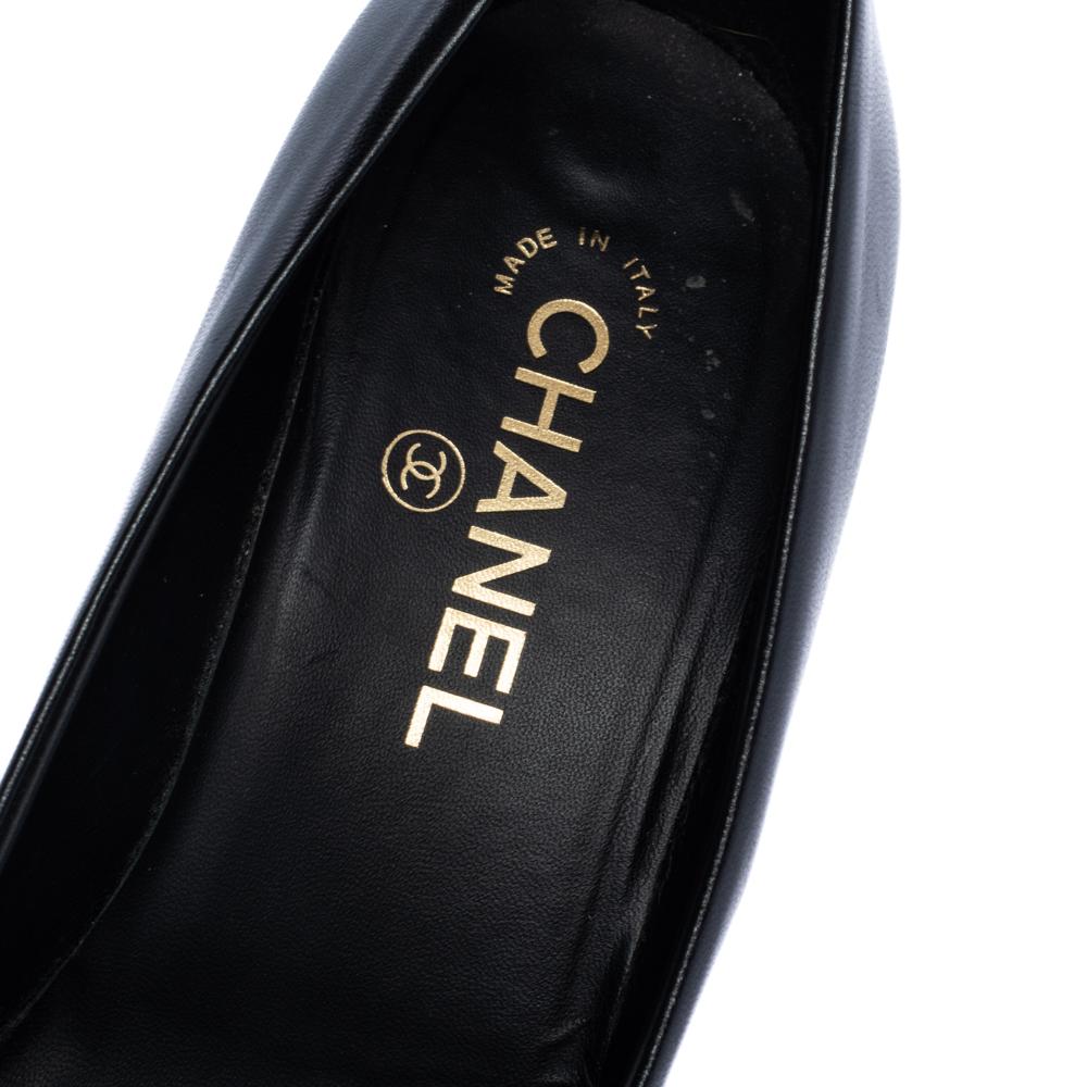 Chanel Black Leather and Canvas CC Pearl Embellished Pointed Toe Pumps Size 38.5 1