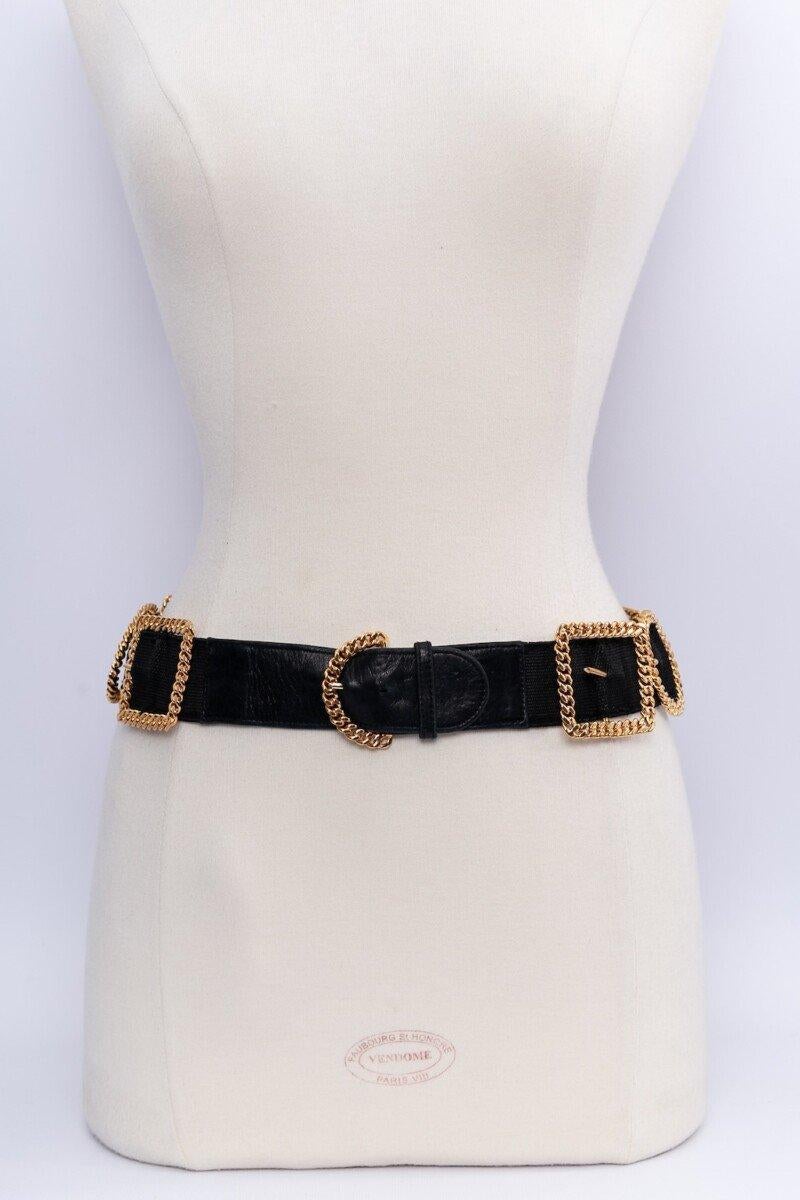 Chanel Black Leather and Elastic Belt Embellished with Gilded Metal Buckles For Sale 4